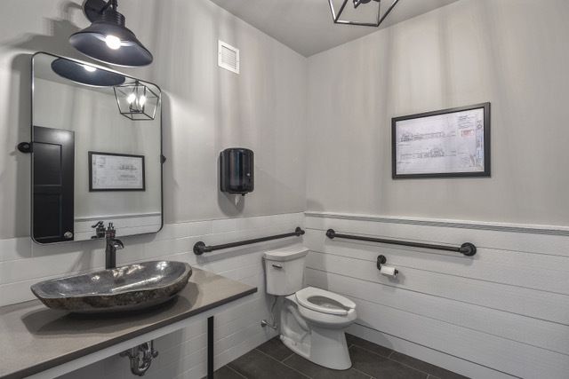 125 Commerce Way, Marshfield, MA 02050